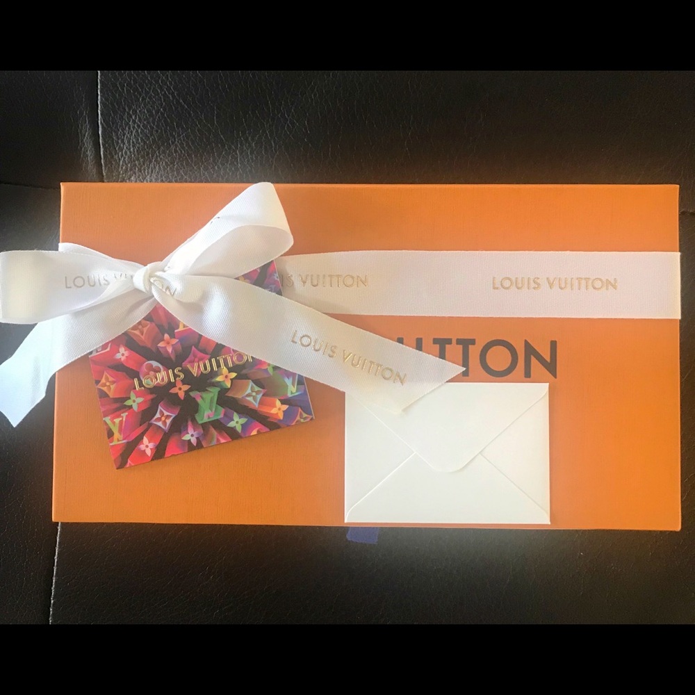 ✨Louis Vuitton Medium Box Gift set✨